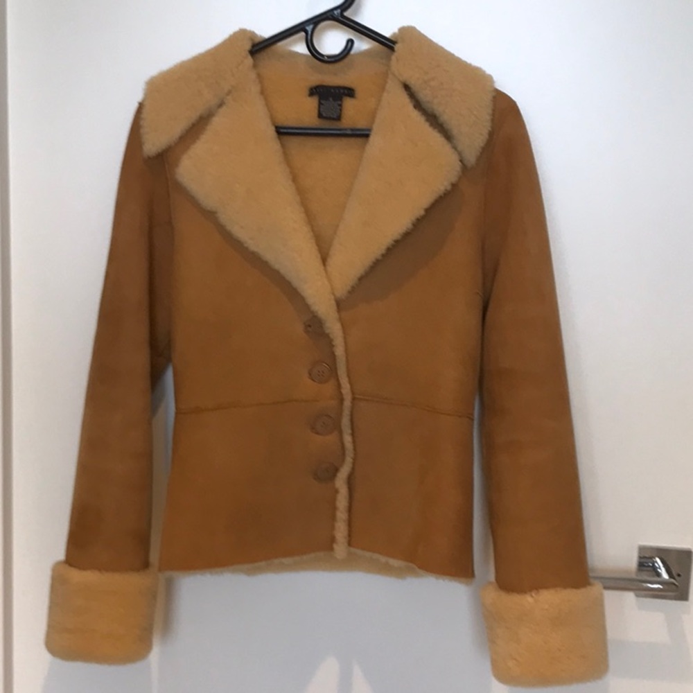 Tan Lambskin Shearling Jacket, Beautiful & Warm! Like New. S/XS*